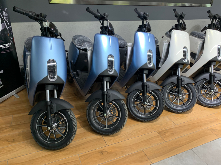 新大洲本田S07电动车，可正规上牌，博士电...