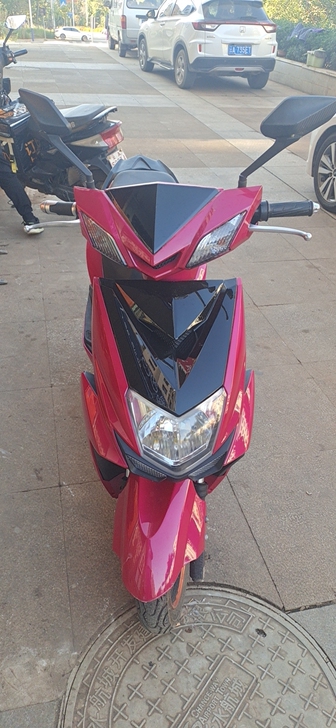 出售二手捷速骑电瓶车一辆，全新外观，21年...