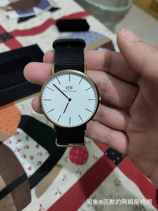 dw手表,低价出售,九成新