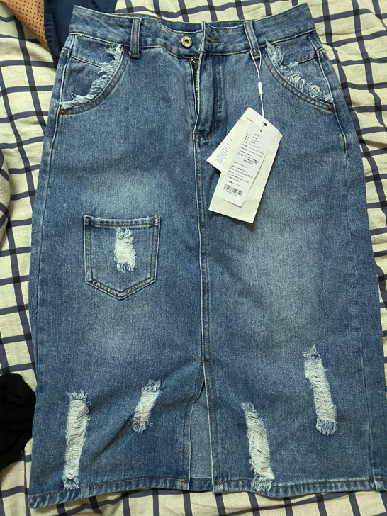 全新包臀裙 仅试穿 小姨送的 不适合自己