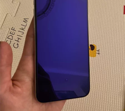 iphone x 64g 白色 右上角漏液...