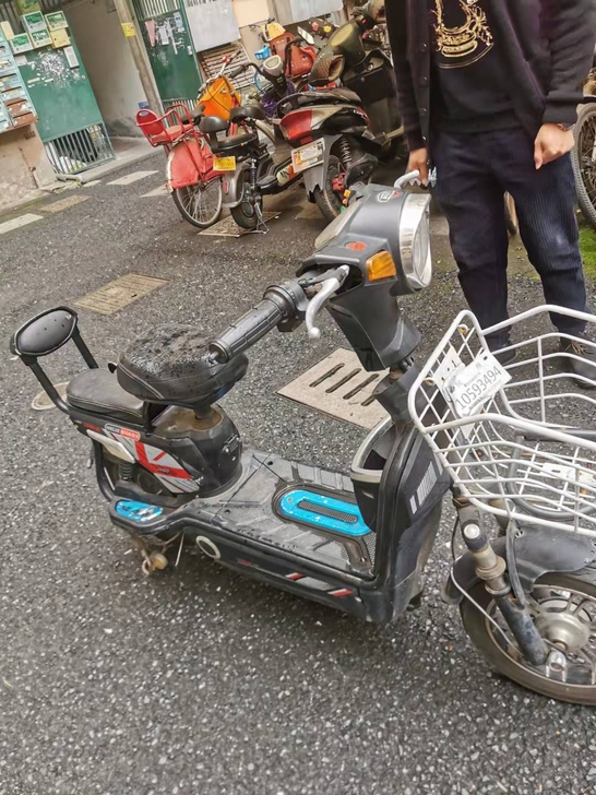 回老家发展电瓶车7成新对外销售，有牌照有充...