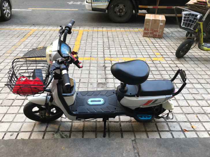 电动车   600买的 被坑了  自提  ...