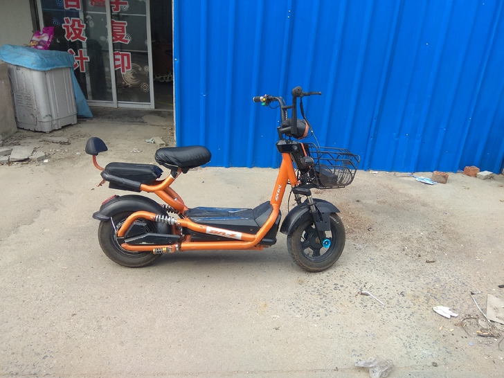 低价转让二手电动车