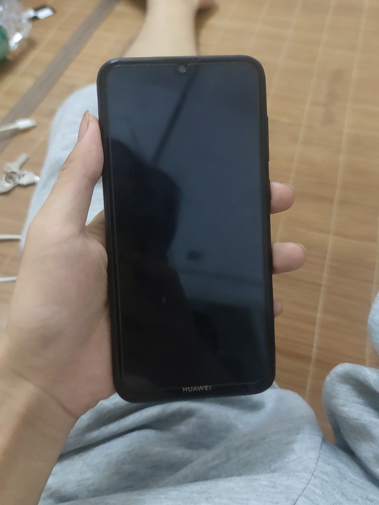 华为畅享9s，实体店买的，里面功能正常。想...