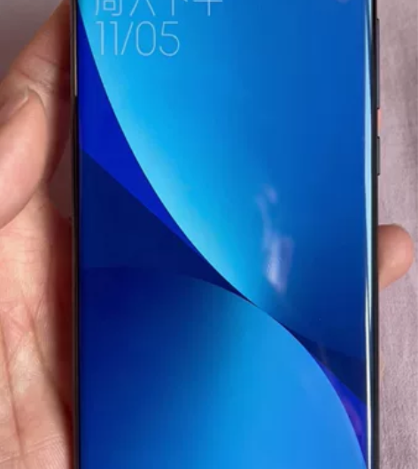 小米12 黑色8+256g,今年2月激活,...