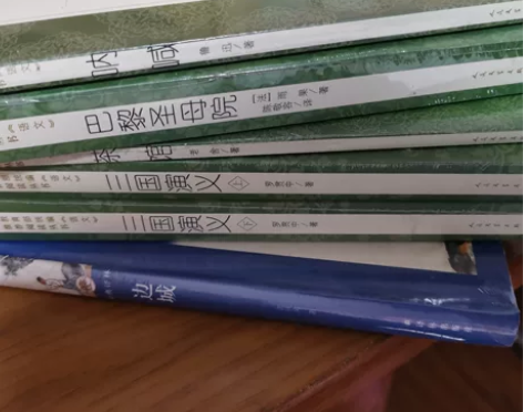 《四大名著》《三国演义》《茶馆》《边城》《...