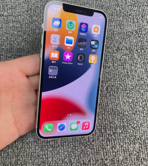 苹果12美版无锁 98新 白色 128G...