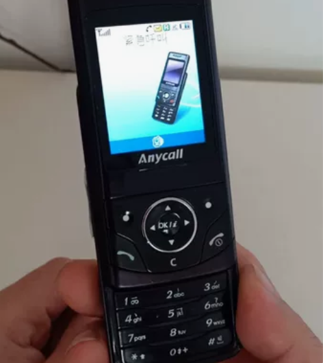 三星D528 原机原版无拆修，功能正常使用...