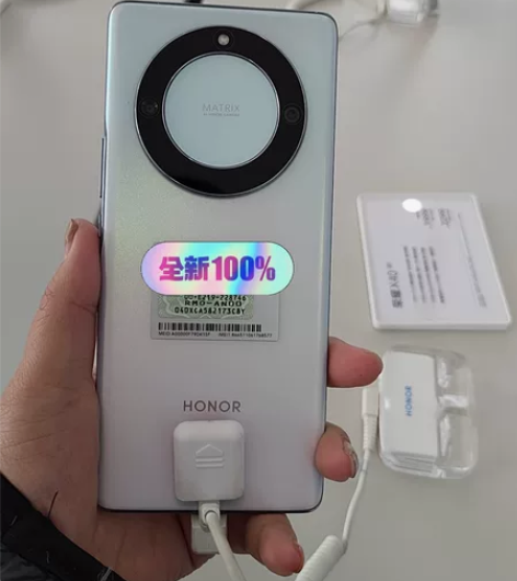 荣耀x40全新不拆封 感兴趣的话点“我想要...