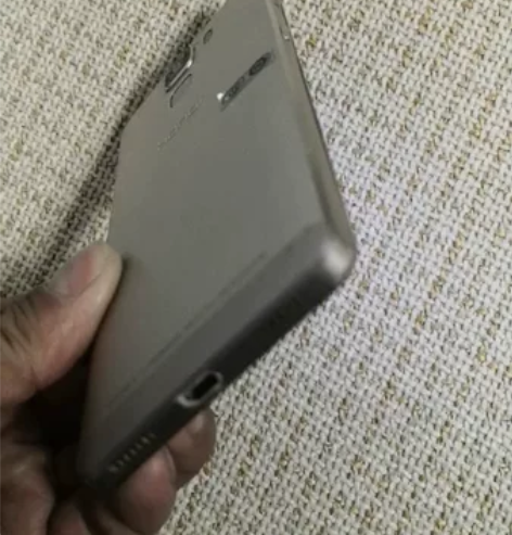 二手闲置，荣耀7手机3+64版本海思935...