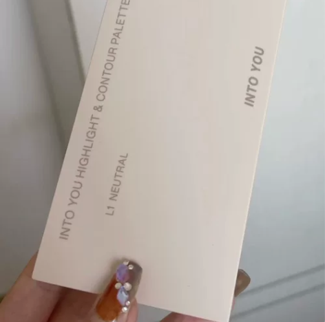 全新包邮）INTOYOU高光修容一体盘哑光...