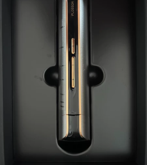 花至射频美容仪，天猫旗舰店购买，有订单，用...