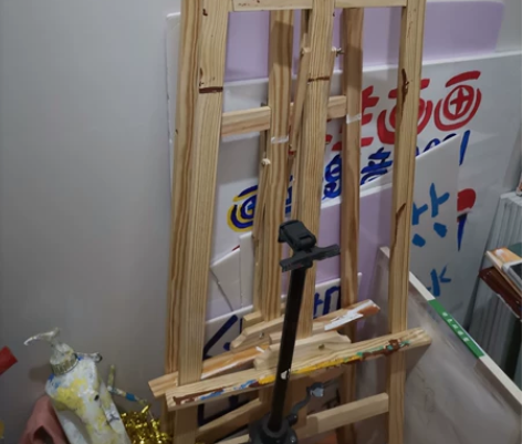 【8新黄松原木画架】可调节。仓库光线不好拍...