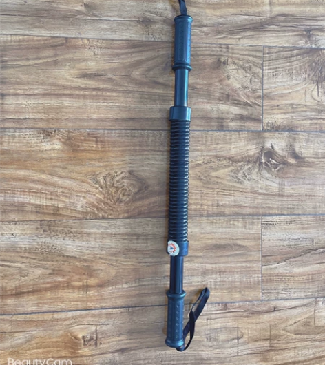 臂力器。买来几乎没有使用。同城自取。便宜出...