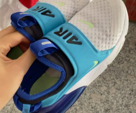 耐克脚感无敌运动鞋，3Y 标注22cm 感...