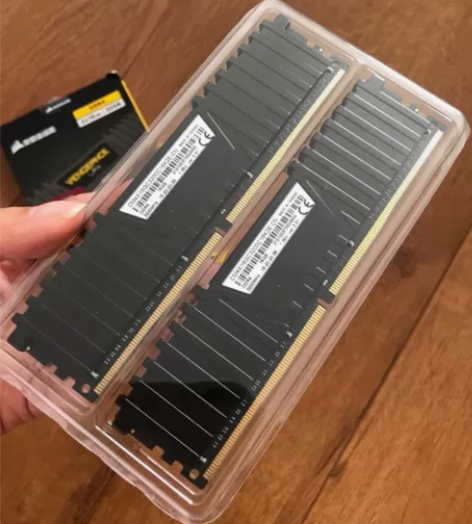 美商海盗船DDR4复仇者LPX16G 8G...