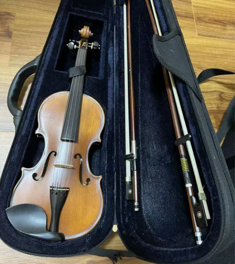 小提琴闲置。出售。 感兴趣的话点“我想要”...
