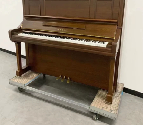 九九新二手雅马哈钢琴出让 原本3000平琴...