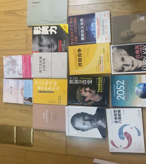 低价出售 全是自己看的书籍 18一本 35...