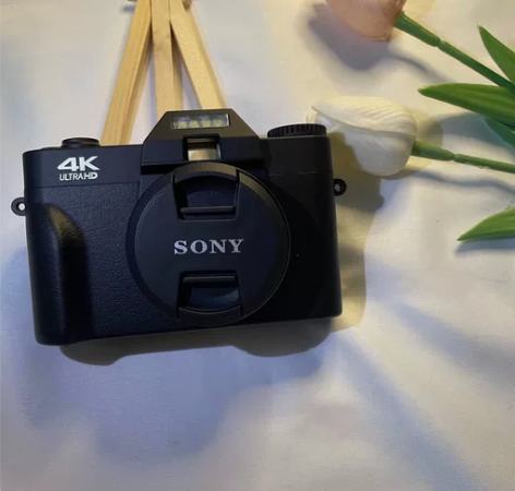 【低价出售】索尼同款4K数码相机新手入门级...