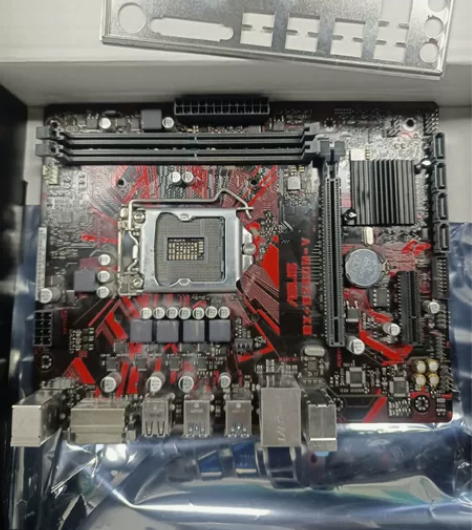 华硕B250主板，无修无拆无暗病，成色不错...
