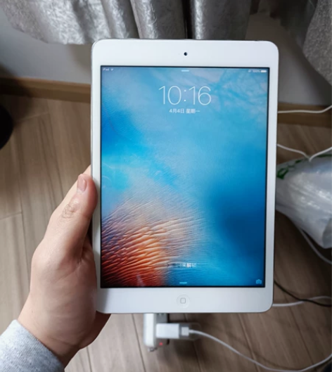 ipad mini 16g 外观八九新差不...