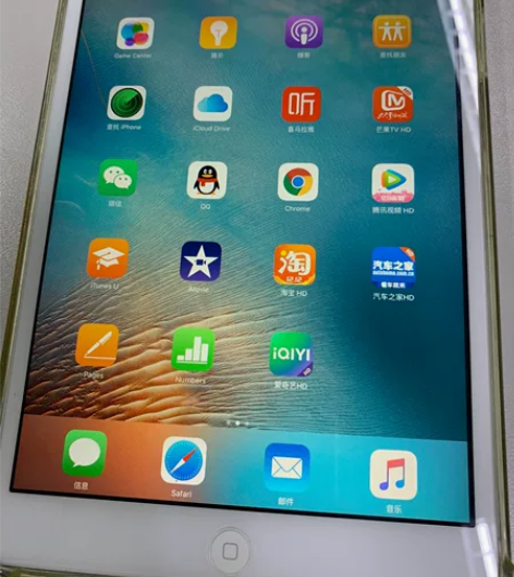 iPad mini 一代，功能没问题，边角...