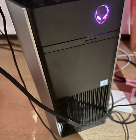 自用外星人台式机Aurora R7 四年前...