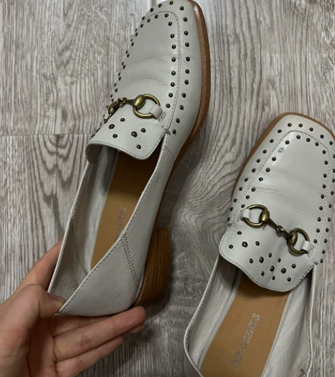 纯皮小方跟单鞋 里外纯皮专柜购入