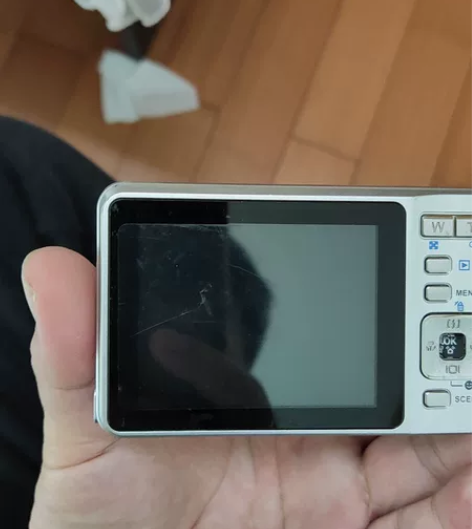 成色很好的宾得e85，功能正常，自备sd卡...