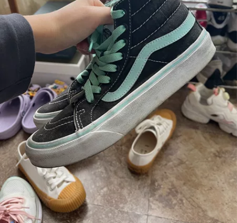 Vans板鞋，新旧如图，开胶情况具体看图 ...