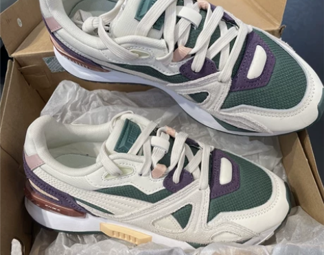 彪马Puma 女款复古休闲鞋跑步透气轻便运...