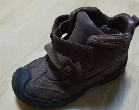 骆驼,皮毛一体鞋,35码,8成新 感兴趣的...