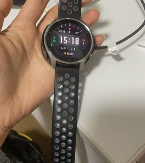 小米手表color很新，续航强 感兴趣的话...