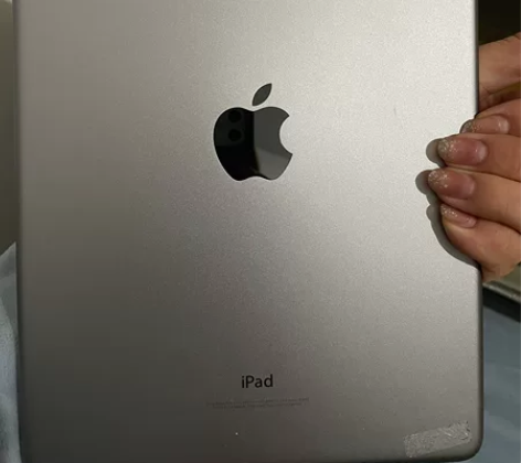 自用iPad  2018 买来上网课的 W...