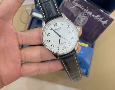 闲置二手9成新  瑰丽男士浪琴律雅系列全自...