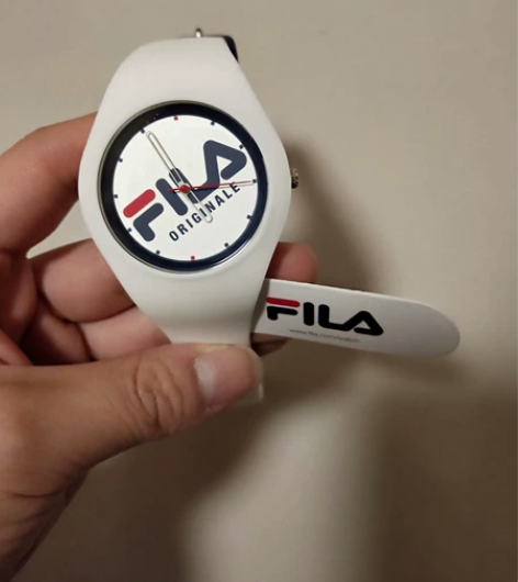 斐乐手表 FILA 带盒子标签 全新 感...