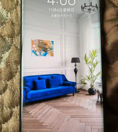 华为mate20pro，黑色，内存6+12...