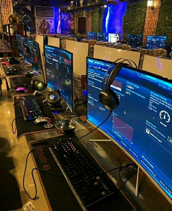 网吧倒闭十六核gtx1060台式电脑网吧台...