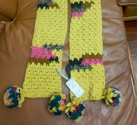 全新围巾，ZARA品牌，实体店购入。 感兴...