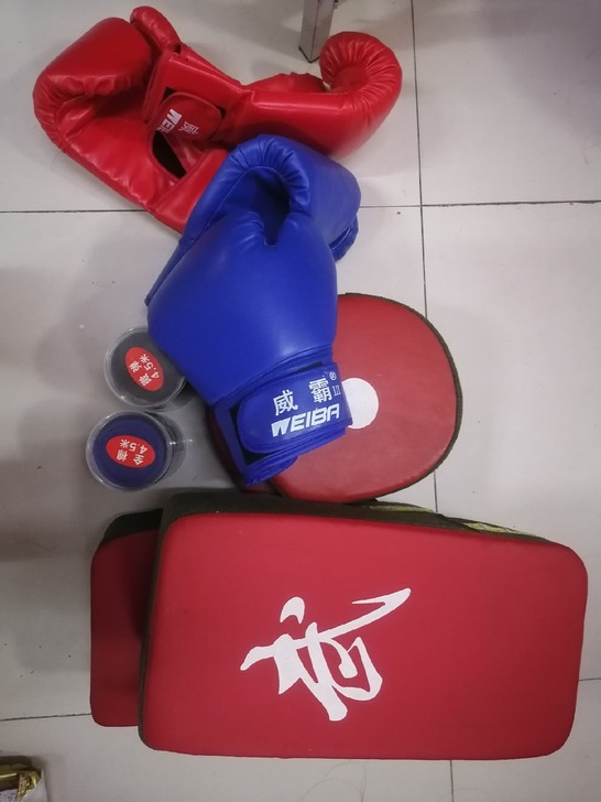 散打拳套
