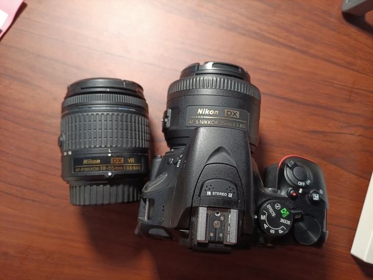 出尼康D5600套机，18-55日常镜头，...