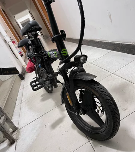 名顶折叠电动车,京东直营购买的,有正规发票...