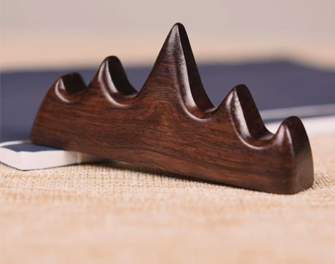 文具店不做了，亏本包邮黑梓木笔山毛笔架笔搁...