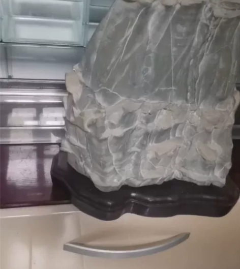 摆件江石,手工打造。高35左右。 感兴趣的...