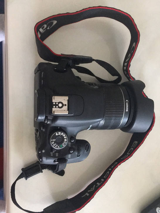 佳能600D，见图片