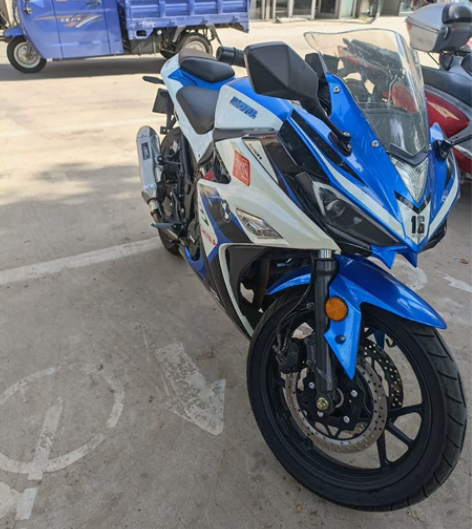 国威街跑200行驶了6千多公里牌证齐全可过...