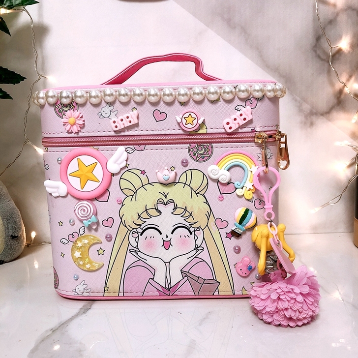创意可爱美少女卡通化妆箱大容量网红化妆包护...
