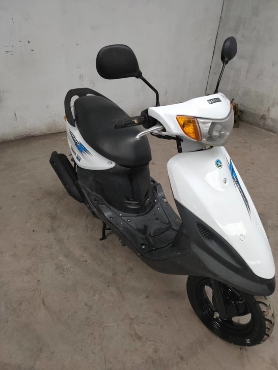 二手摩托车，踏板车，女装车极品18年雅马哈...